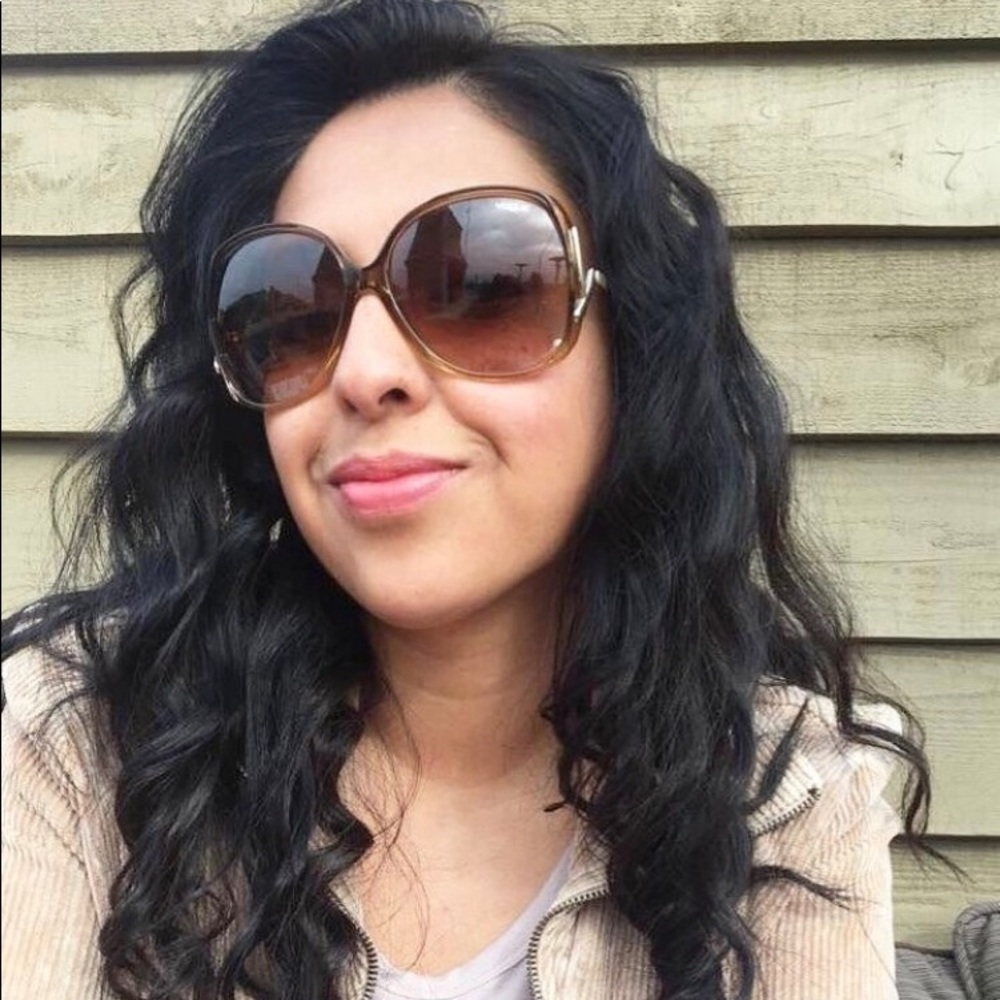 Meet your Posher, Mariana